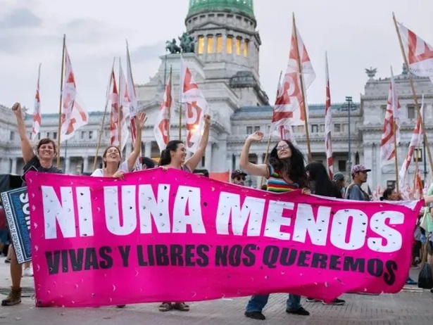 8 de marzo: Conmemorando la Lucha de las Mujeres Trabajadoras ...